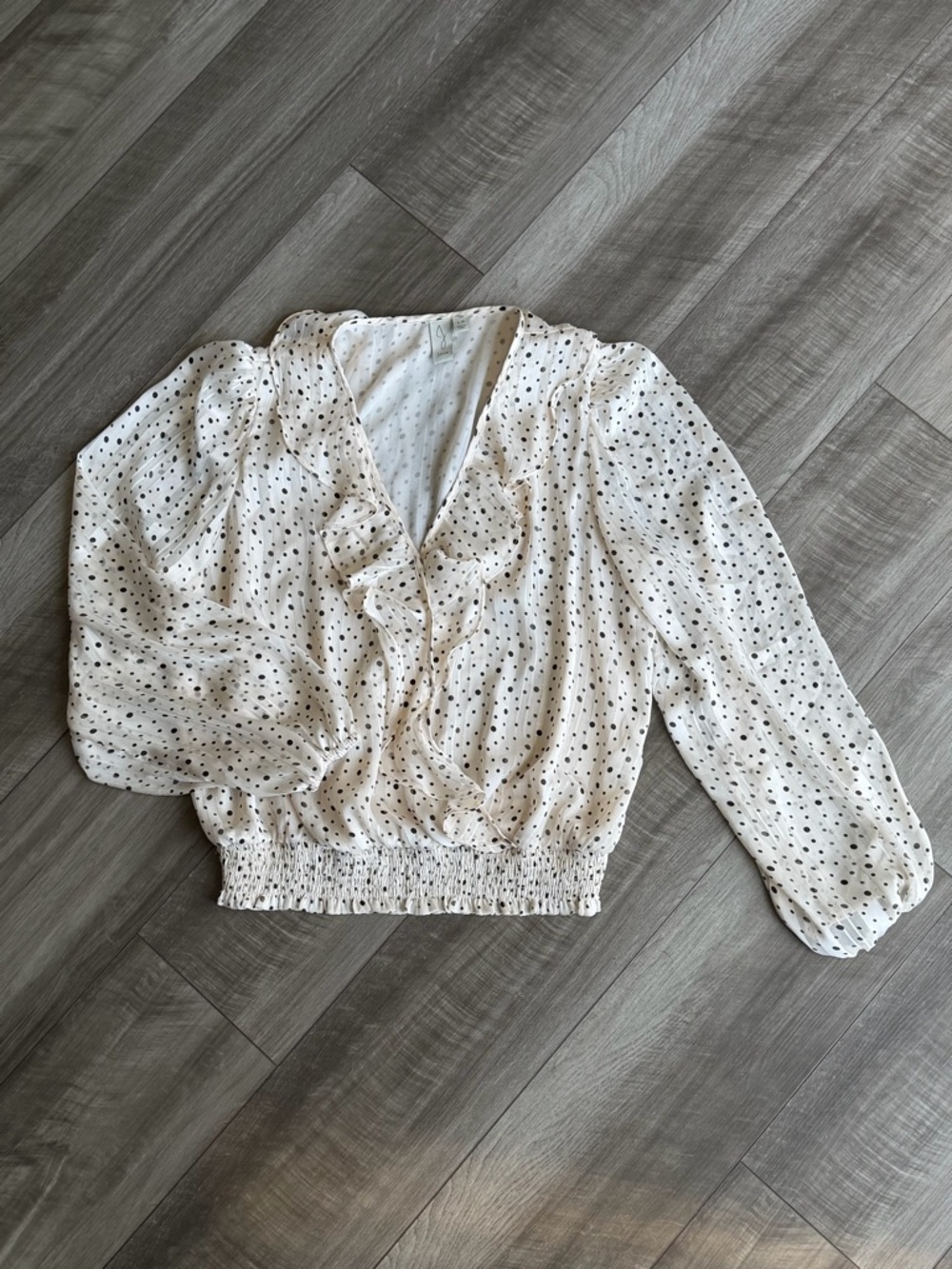 Joie Polka Dot Ruffle Long Sleeve Blouse Sz L Cream Black Metallic Feminine Chic